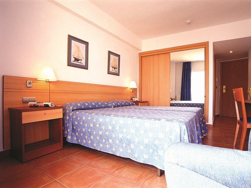 Medplaya Hotel Balmoral Benalmadena Bagian luar foto
