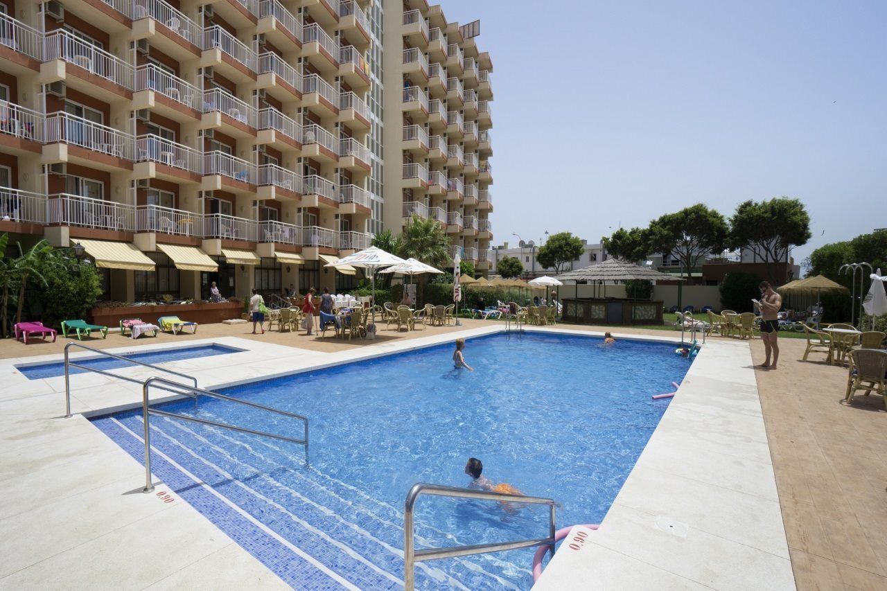 Medplaya Hotel Balmoral Benalmadena Bagian luar foto