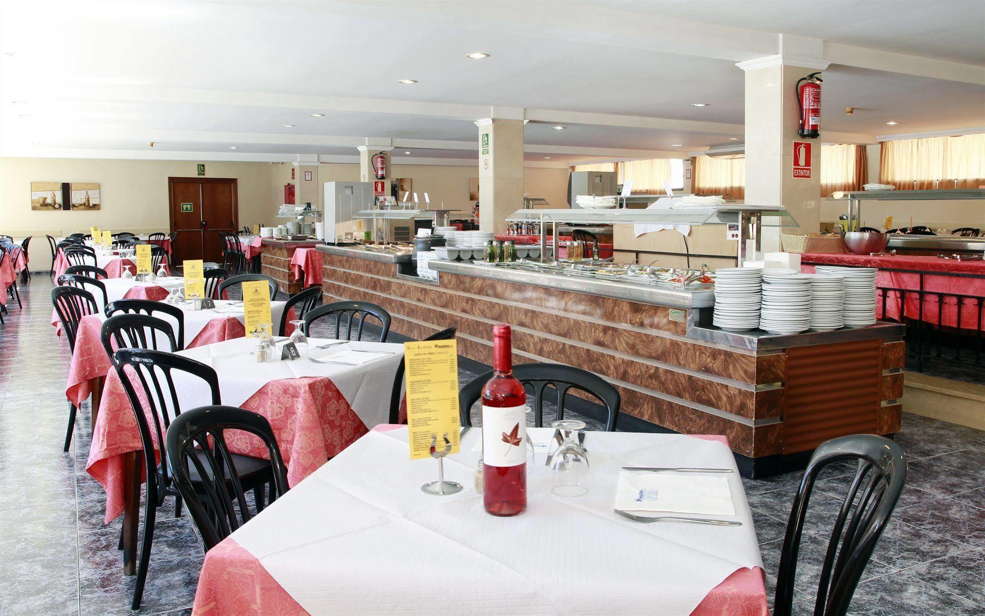 Medplaya Hotel Balmoral Benalmadena Bagian luar foto